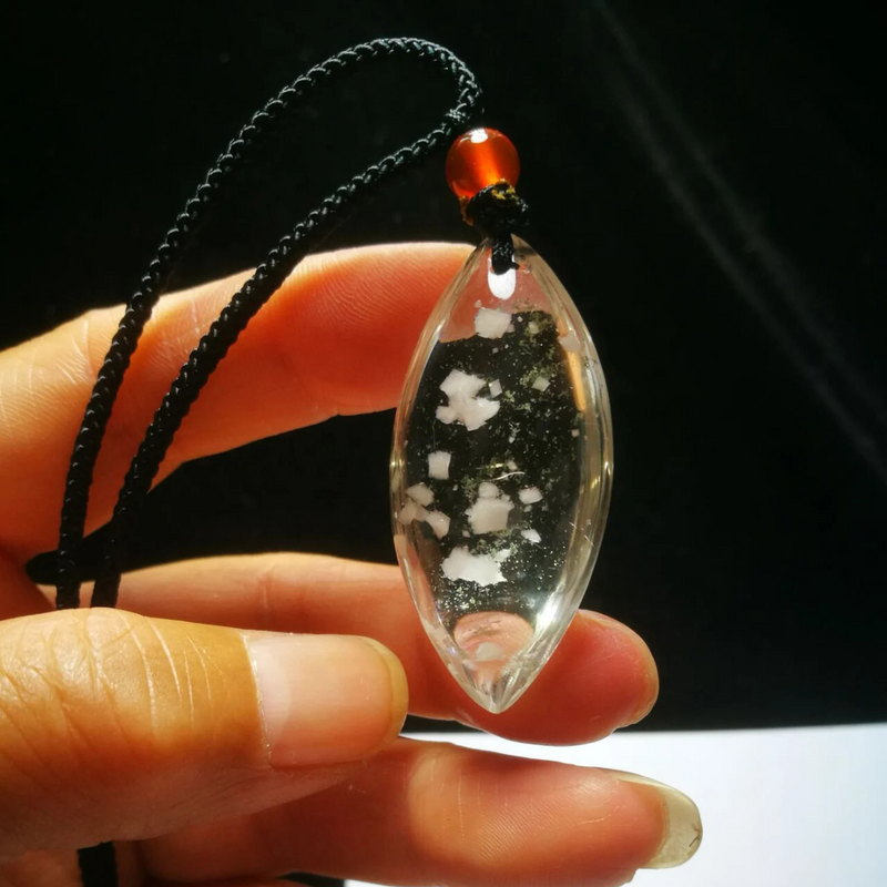 Tibetan High Altitude Clear Phantom Manifestor Crystal Quartz Pendant Healing Reiki Energy Spiritual - Demon of Nepal