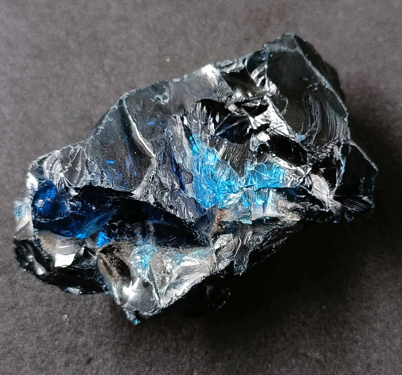 Blue Alexandrite Natural Rough 900-950 Carat Untreated, From Russian Rough Alexandrite