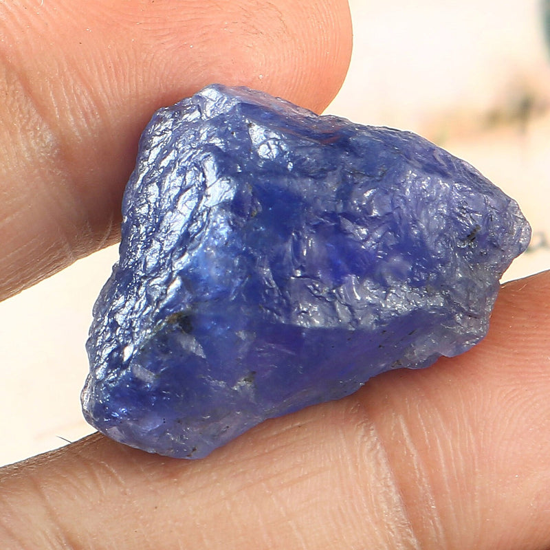 Untreated Tanzanite Gemstone Raw, 31x21x18 MM 59 Carat.