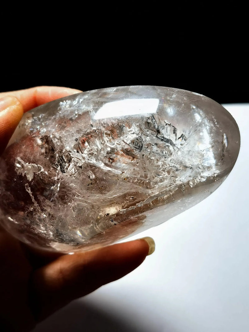 Million-year-old Tibetan quartz with 3 moving bubbles, Enhydro Healing Reiki Energy - Demon of Nepal